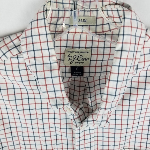 🎁 3/$20 J.Crew button down - Picture 2 of 3